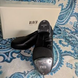 Bloch tap shoes size 1